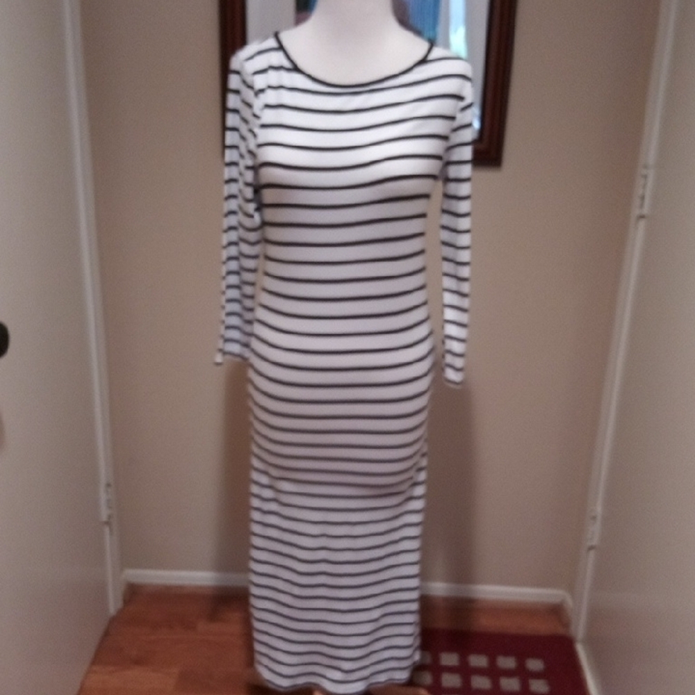 Striped Long Sleeve Maxi Dress